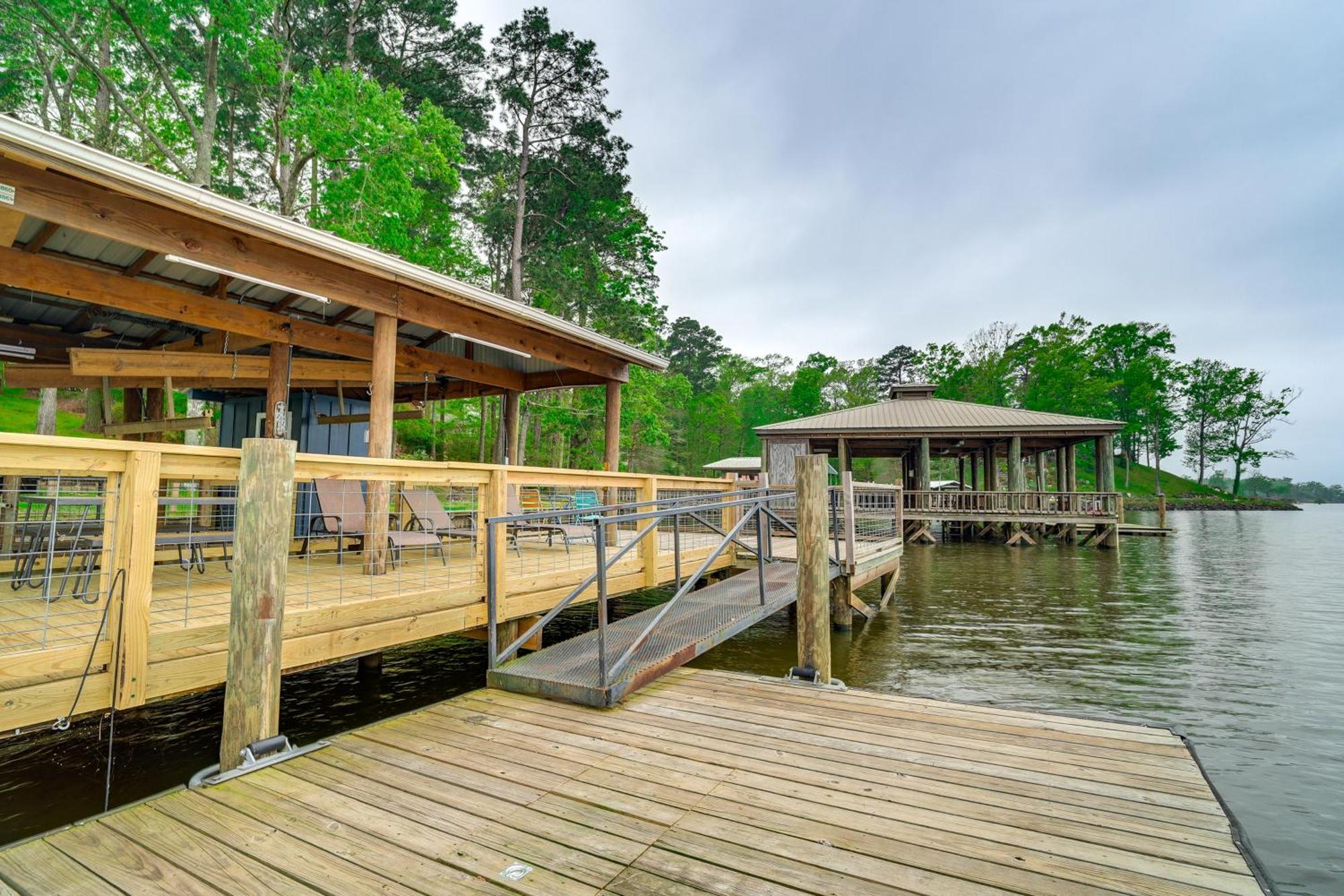 Waterfront House On Toledo Bend With Private Dock! Villa Alliance Exterior photo